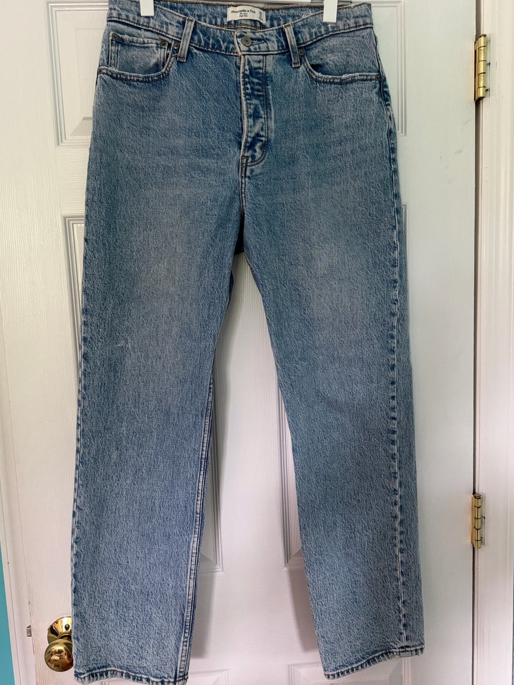 Abercrombie & Fitch “The Dad” High-Rise Jeans